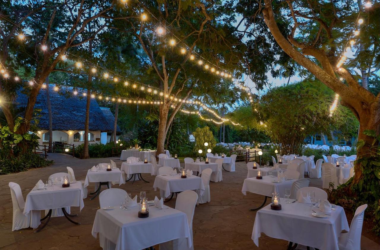 Diamonds Leisure Beach & Golf Resort Diani Beach Bagian luar foto The Deck at The Oberoi, Mumbai